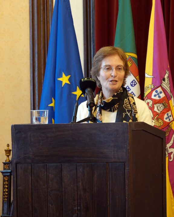 Prémio Empreendedorismo Feminino VERTICAL 4X5 8 (Personalizar)