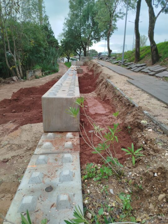 Acesso Norte Estação Colégios 2