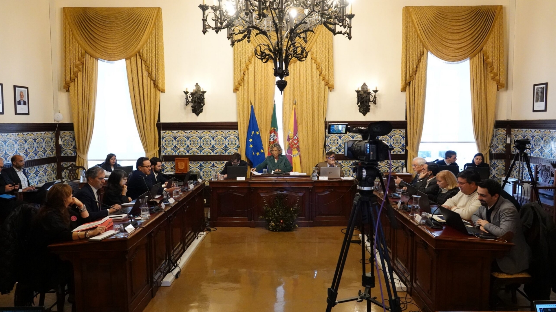 Nova viatura elétrica da APPACDM reforça transporte de utentes com apoio da CM de Coimbra