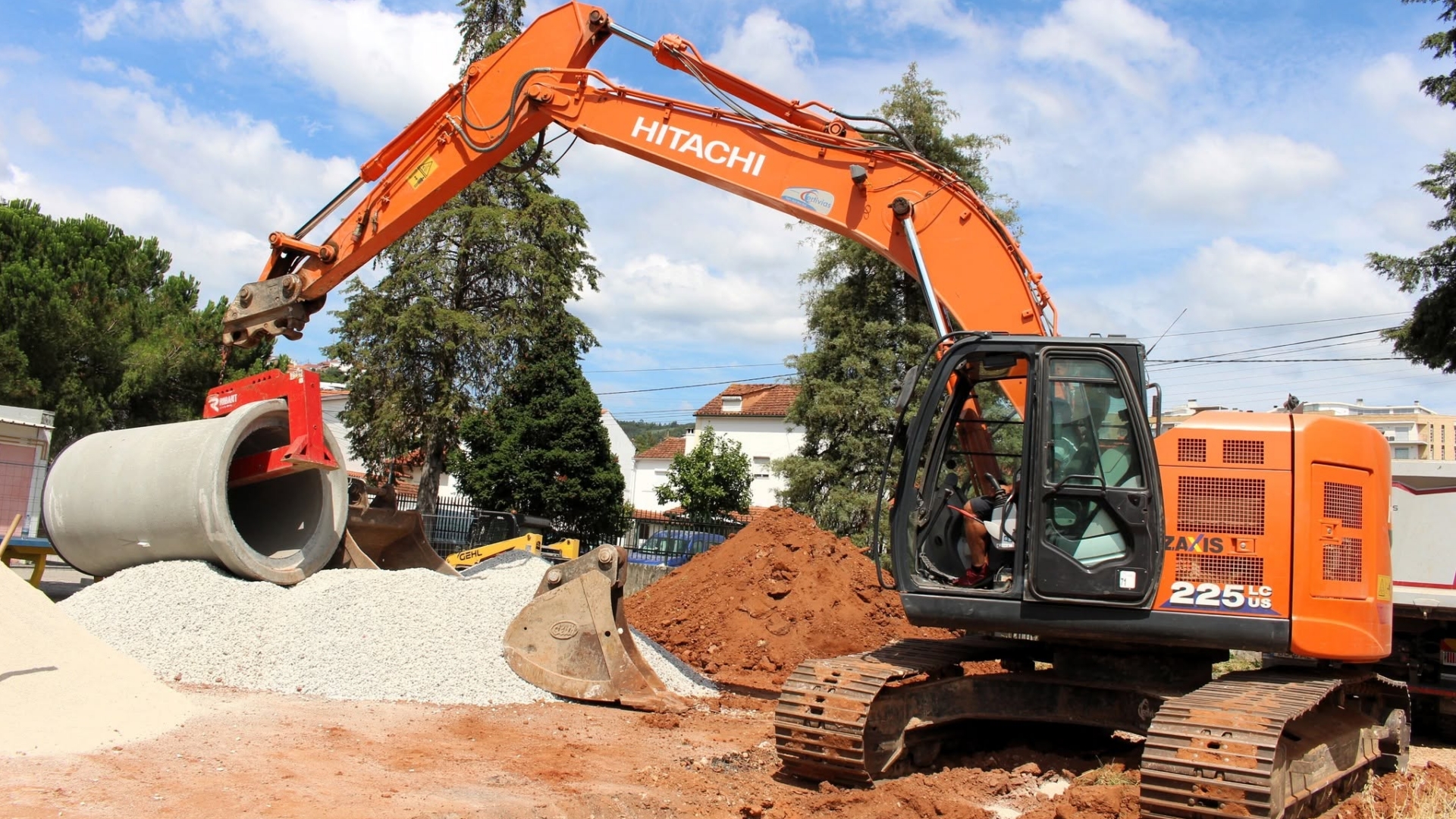 Águas de Coimbra avança com obra para reforçar drenagem de águas pluviais na Casa Branca