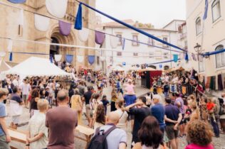 31.ª Feira Medieval de Coimbra atraiu milhares de visitantes à zona histórica