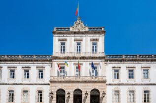 Câmara apoia associativismo juvenil em Coimbra com 101 mil euros